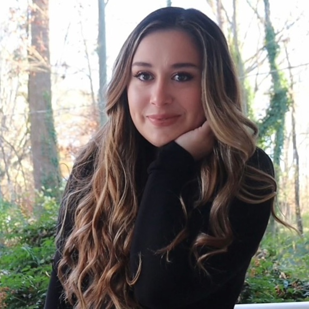 Meet your Posher, Abigail